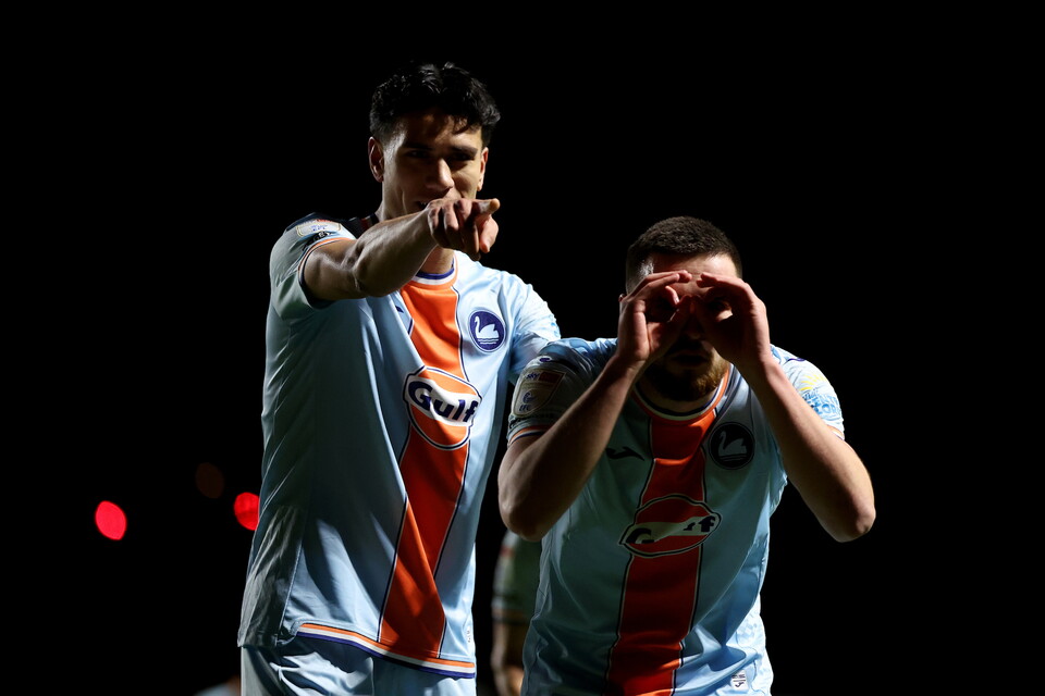 Gallery | Oxford United v Swansea City